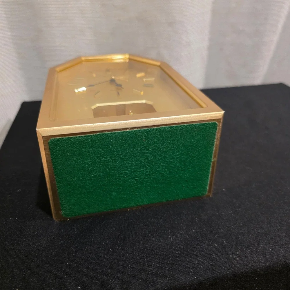 Vintage Seiko Melody Quartz Mantle Clock Gold Rotating Pendulum Japan 